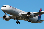 LAN Airlines Boeing 787-9 Dreamliner (CC-BGA) at  New York - John F. Kennedy International, United States