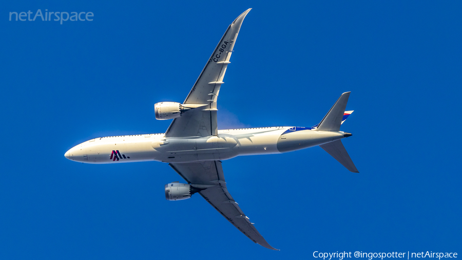 LAN Airlines Boeing 787-9 Dreamliner (CC-BGA) | Photo 393958