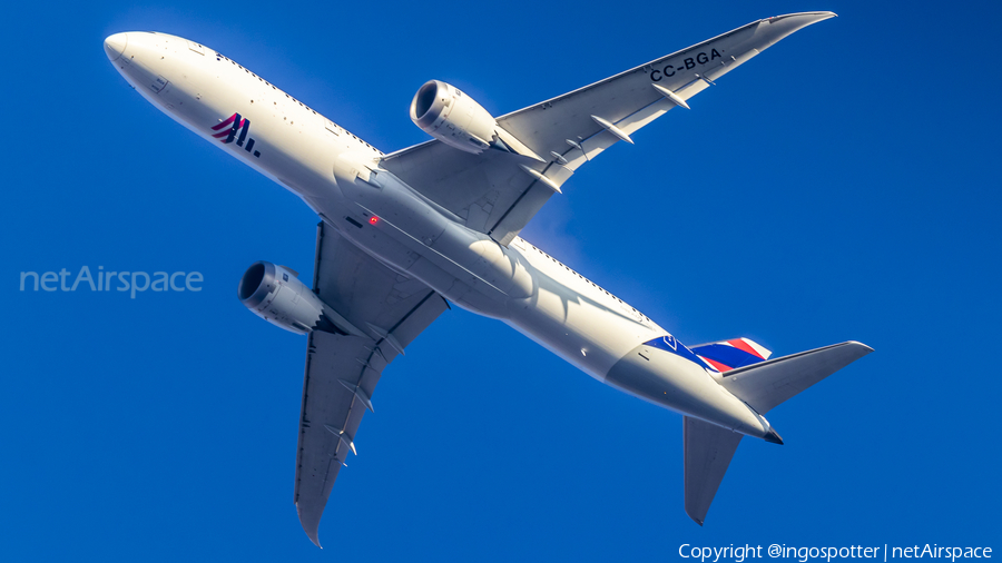 LATAM Airlines Chile Boeing 787-9 Dreamliner (CC-BGA) | Photo 393957