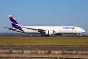 LAN Airlines Boeing 787-9 Dreamliner (CC-BGD) at  Sydney - Kingsford Smith International, Australia