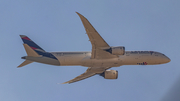 LATAM Airlines Chile Boeing 787-9 Dreamliner (CC-BGE) at  Sao Paulo - Guarulhos - Andre Franco Montoro (Cumbica), Brazil
