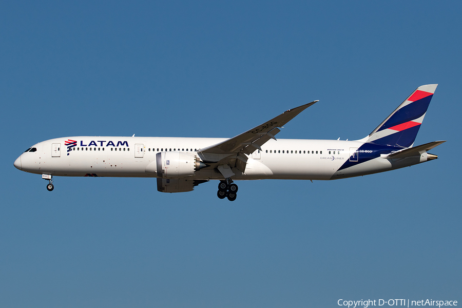 LAN Airlines Boeing 787-9 Dreamliner (CC-BGG) | Photo 374947