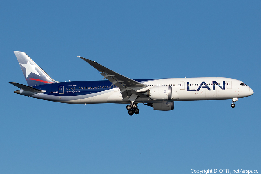 LAN Airlines Boeing 787-9 Dreamliner (CC-BGH) | Photo 357499