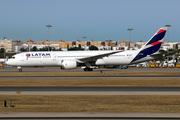 LATAM Airlines Chile Boeing 787-9 Dreamliner (CC-BGH) at  Lisbon - Portela, Portugal