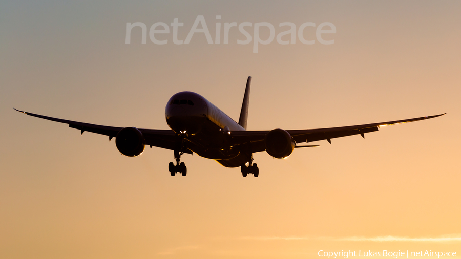 LATAM Airlines Chile Boeing 787-9 Dreamliner (CC-BGH) | Photo 227438