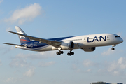 LATAM Airlines Chile Boeing 787-9 Dreamliner (CC-BGI) at  Miami - International, United States