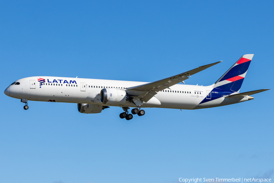 LATAM Airlines Chile Boeing 787-9 Dreamliner (CC-BGJ) | Photo 602641