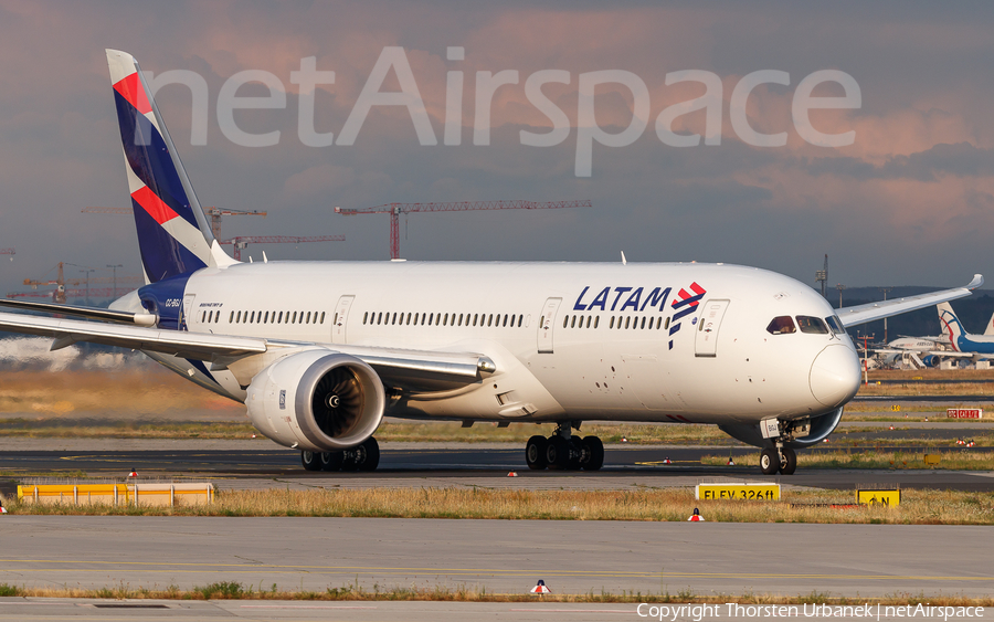 LATAM Airlines Chile Boeing 787-9 Dreamliner (CC-BGJ) | Photo 354346