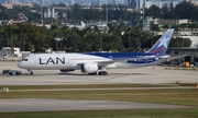 LATAM Airlines Chile Boeing 787-9 Dreamliner (CC-BGJ) at  Miami - International, United States