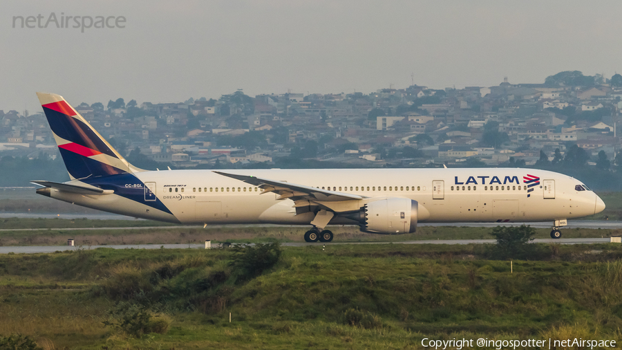 LATAM Airlines Chile Boeing 787-9 Dreamliner (CC-BGL) | Photo 358892