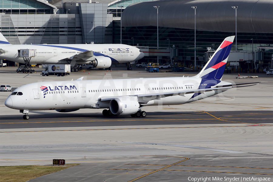 LATAM Airlines Chile Boeing 787-9 Dreamliner (CC-BGL) | Photo 247833