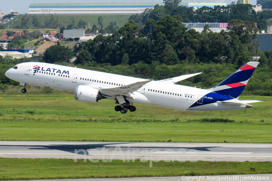 LATAM Airlines Chile Boeing 787-9 Dreamliner (CC-BGM) | Photo 335589