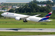 LATAM Airlines Chile Boeing 787-9 Dreamliner (CC-BGM) at  Sao Paulo - Guarulhos - Andre Franco Montoro (Cumbica), Brazil