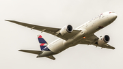 LATAM Airlines Chile Boeing 787-9 Dreamliner (CC-BGM) at  Sao Paulo - Guarulhos - Andre Franco Montoro (Cumbica), Brazil
