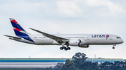 LATAM Airlines Chile Boeing 787-9 Dreamliner (CC-BGO) at  Sao Paulo - Guarulhos - Andre Franco Montoro (Cumbica), Brazil