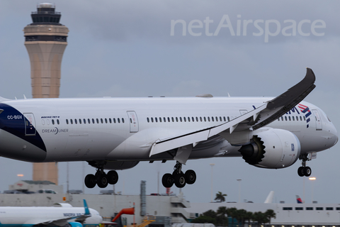 LATAM Airlines Chile Boeing 787-9 Dreamliner (CC-BGV) at  Miami - International, United States