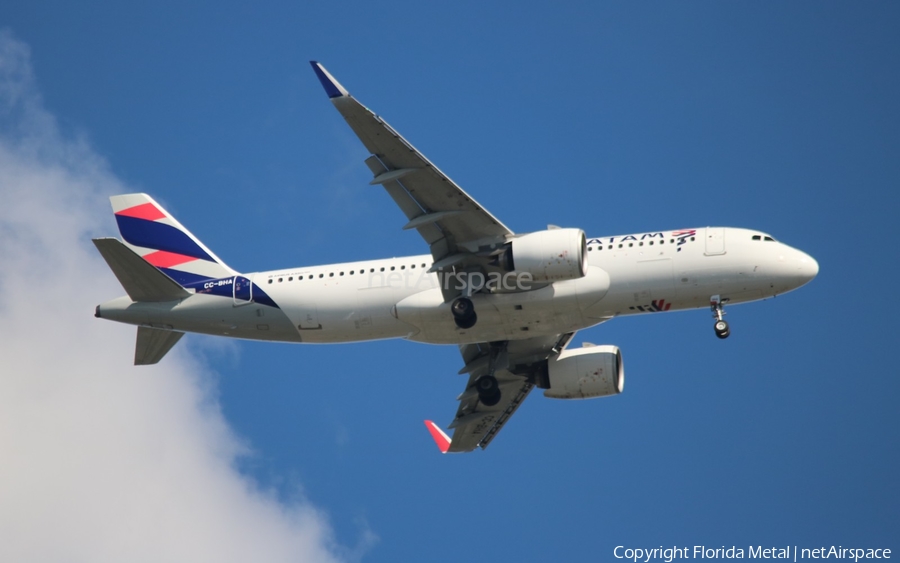 LATAM Airlines Chile Airbus A320-271N (CC-BHA) | Photo 299697