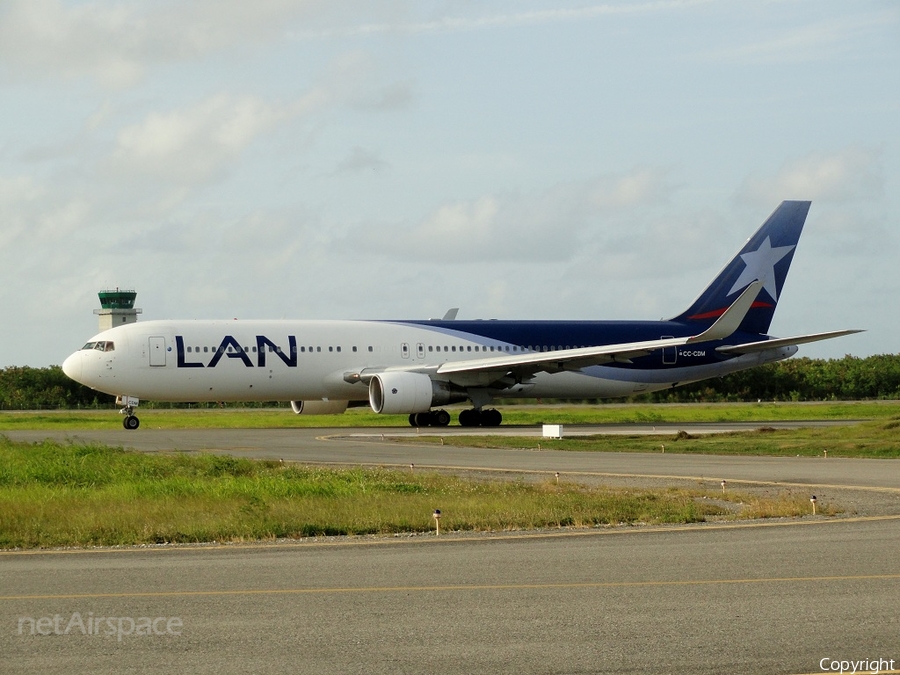 LAN Airlines Boeing 767-352(ER) (CC-CDM) | Photo 25711