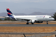 LATAM Airlines Chile Airbus A320-233 (CC-COO) at  Santiago - Comodoro Arturo Merino Benitez International, Chile