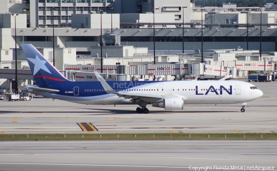 LAN Airlines Boeing 767-375(ER) (CC-CRG) | Photo 297869