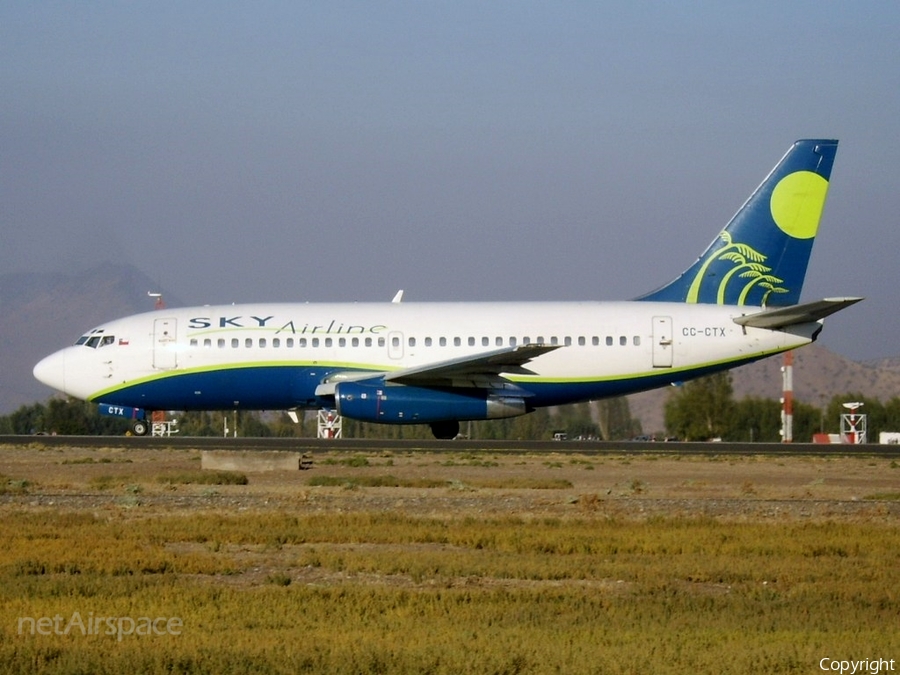 Sky Airline Boeing 737-2T4(Adv) (CC-CTX) | Photo 44654