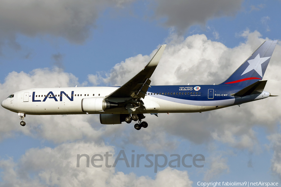 LAN Airlines Boeing 767-316(ER) (CC-CWF) | Photo 551129