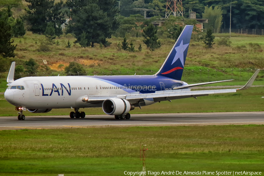 LAN Airlines Boeing 767-316(ER) (CC-CWV) | Photo 394118