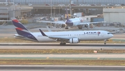 LATAM Airlines Chile Boeing 767-316(ER) (CC-CWV) at  Los Angeles - International, United States