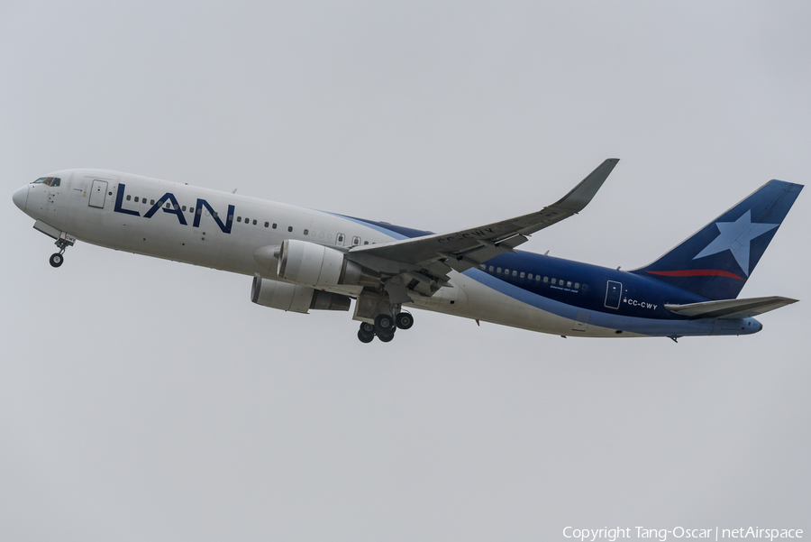 LAN Airlines Boeing 767-316(ER) (CC-CWY) | Photo 287851