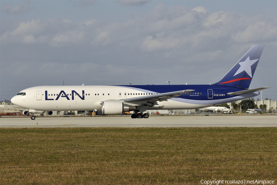 LAN Airlines Boeing 767-316(ER) (CC-CWY) | Photo 19229