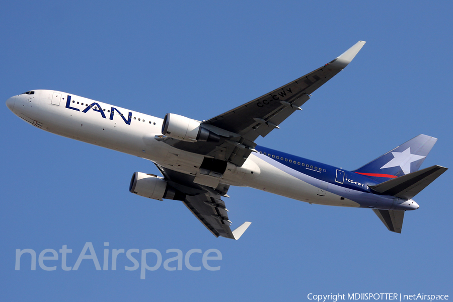 LAN Airlines Boeing 767-316(ER) (CC-CWY) | Photo 66813