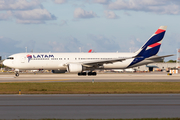 LATAM Airlines Chile Boeing 767-316(ER) (CC-CWY) at  Miami - International, United States