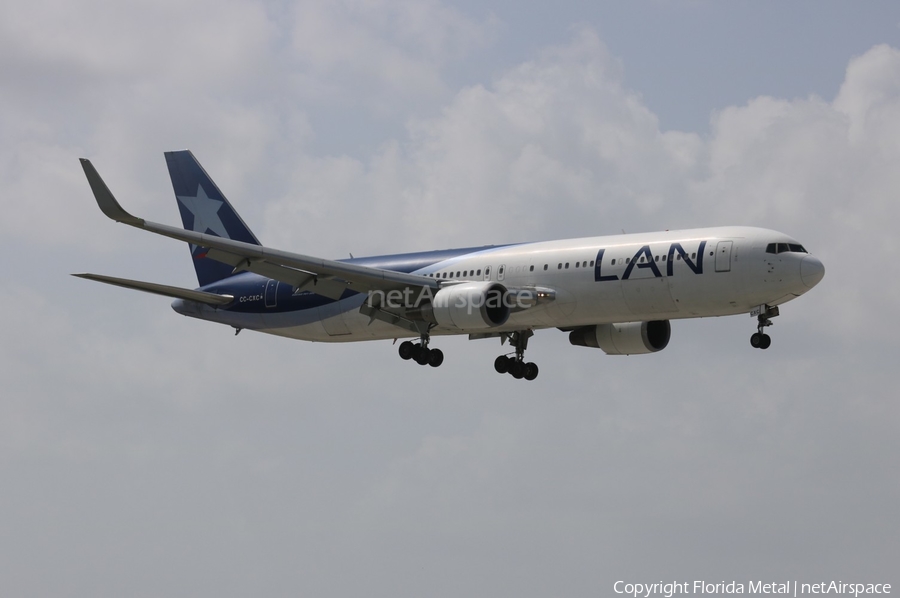 LAN Airlines Boeing 767-316(ER) (CC-CXC) | Photo 309304