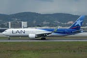 LAN Airlines Boeing 767-316(ER) (CC-CXC) at  Sao Paulo - Guarulhos - Andre Franco Montoro (Cumbica), Brazil