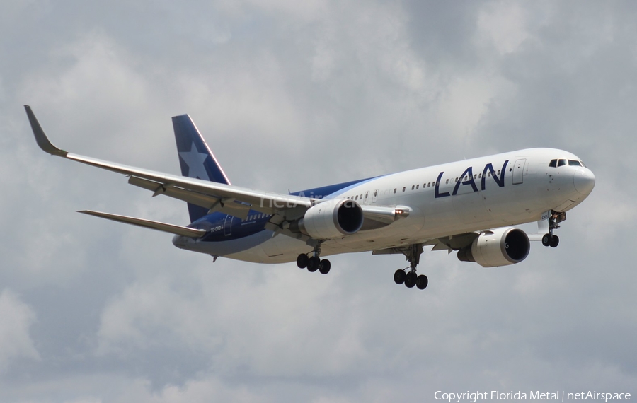 LAN Airlines Boeing 767-316(ER) (CC-CXD) | Photo 309309