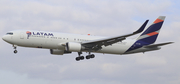 LATAM Airlines Chile Boeing 767-316(ER) (CC-CXE) at  Barcelona - El Prat, Spain