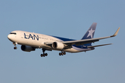 LAN Airlines Boeing 767-316(ER) (CC-CXF) at  New York - John F. Kennedy International, United States