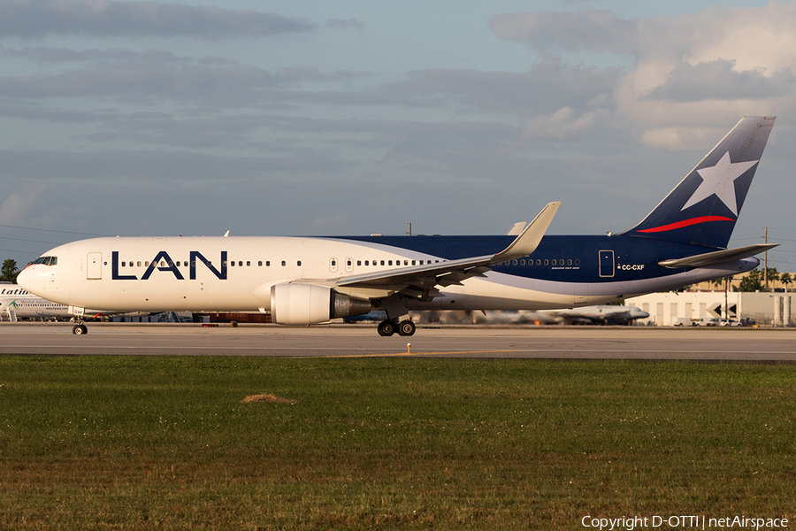 LAN Airlines Boeing 767-316(ER) (CC-CXF) | Photo 138061