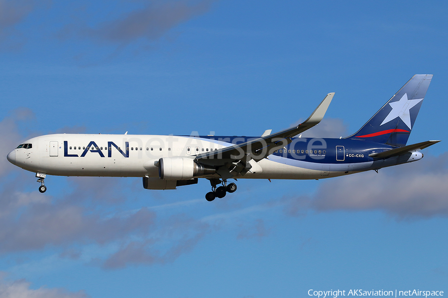 LAN Airlines Boeing 767-316(ER) (CC-CXG) | Photo 142159