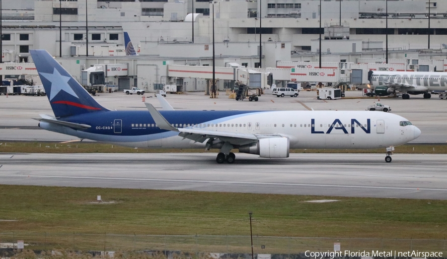 LAN Airlines Boeing 767-316(ER) (CC-CXG) | Photo 336036