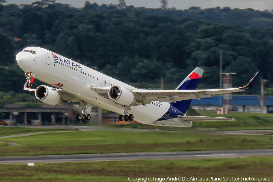 LAN Airlines Boeing 767-316(ER) (CC-CXG) | Photo 387223