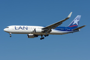 LAN Airlines Boeing 767-316(ER) (CC-CXH) at  Barcelona - El Prat, Spain