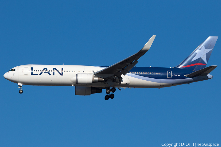 LAN Airlines Boeing 767-316(ER) (CC-CXH) | Photo 220052