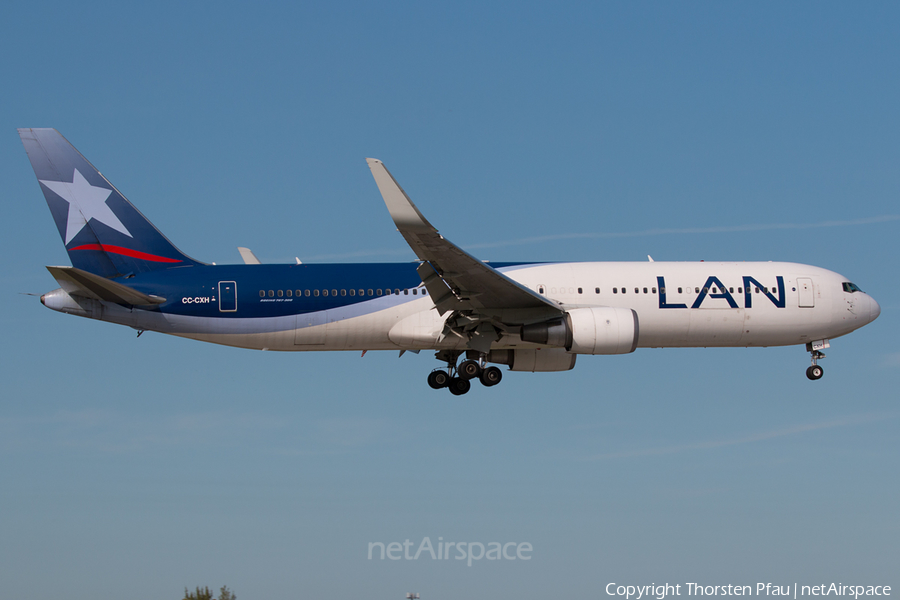 LAN Airlines Boeing 767-316(ER) (CC-CXH) | Photo 133993