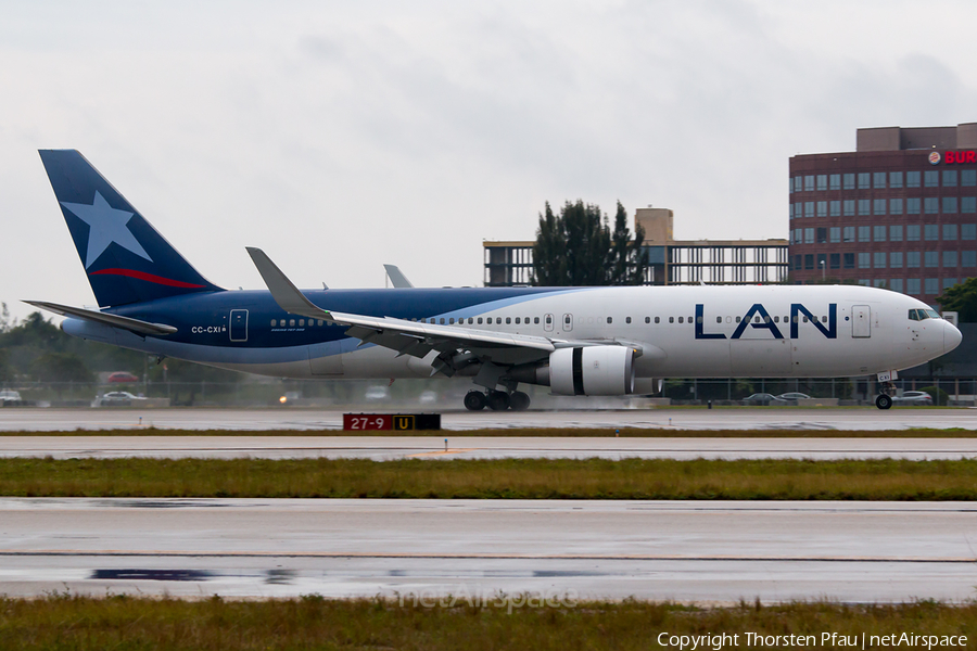 LAN Airlines Boeing 767-316(ER) (CC-CXI) | Photo 104972