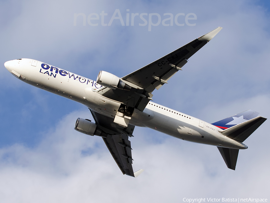LAN Airlines Boeing 767-316(ER) (CC-CXJ) | Photo 221590