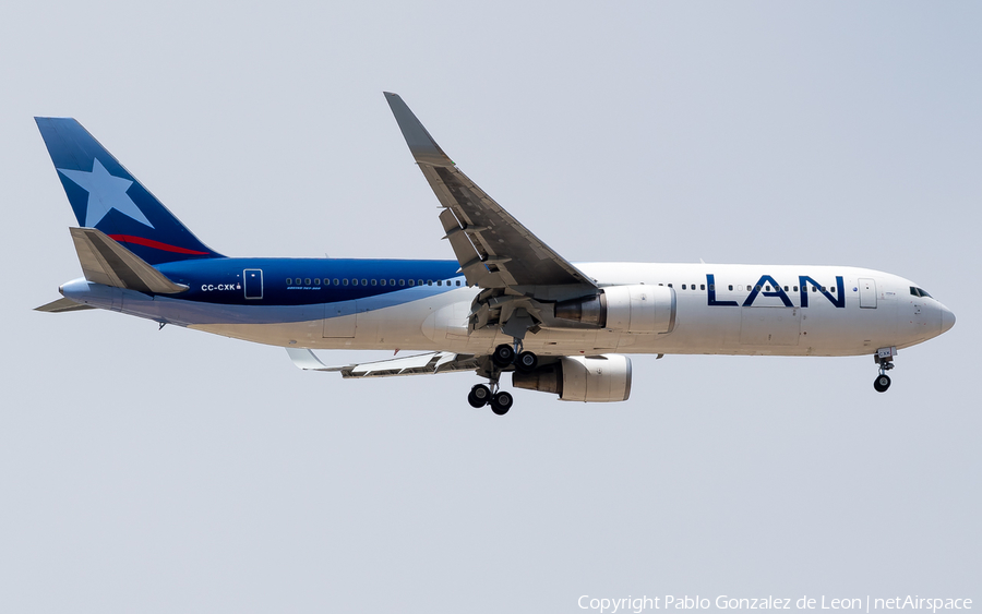 LAN Airlines Boeing 767-316(ER) (CC-CXK) | Photo 338831