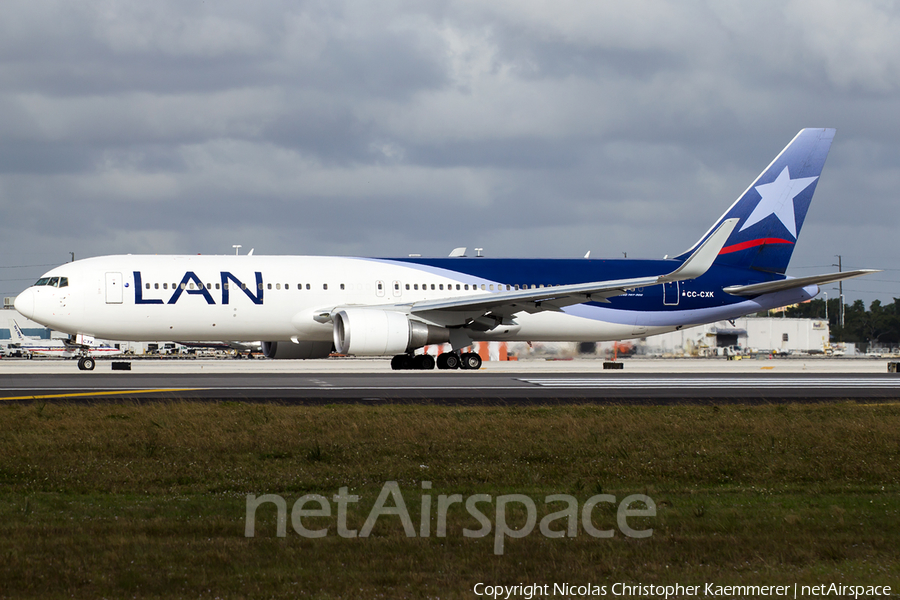 LAN Airlines Boeing 767-316(ER) (CC-CXK) | Photo 122158