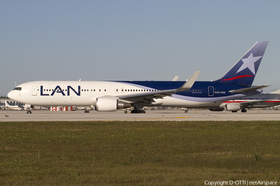 LAN Airlines Boeing 767-316(ER) (CC-CXK) | Photo 430247