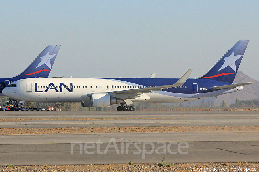 LAN Airlines Boeing 767-31B(ER) (CC-CXL) | Photo 158989